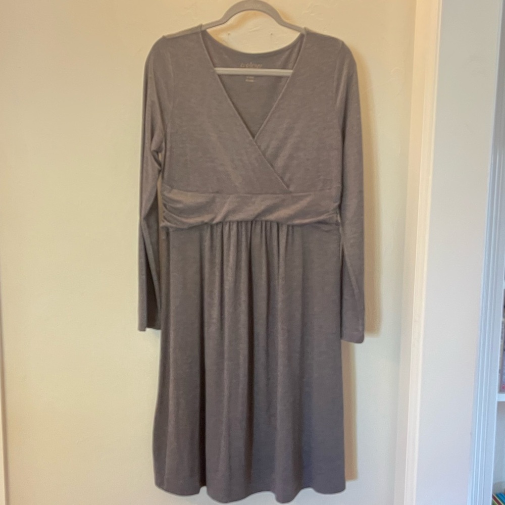 A•Glow Maternity Dress Size MED